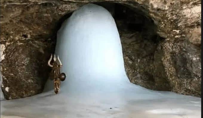 3,823 devotees leave for Baba Barfani darshan journey begins with chanting of Har Har Mahadev