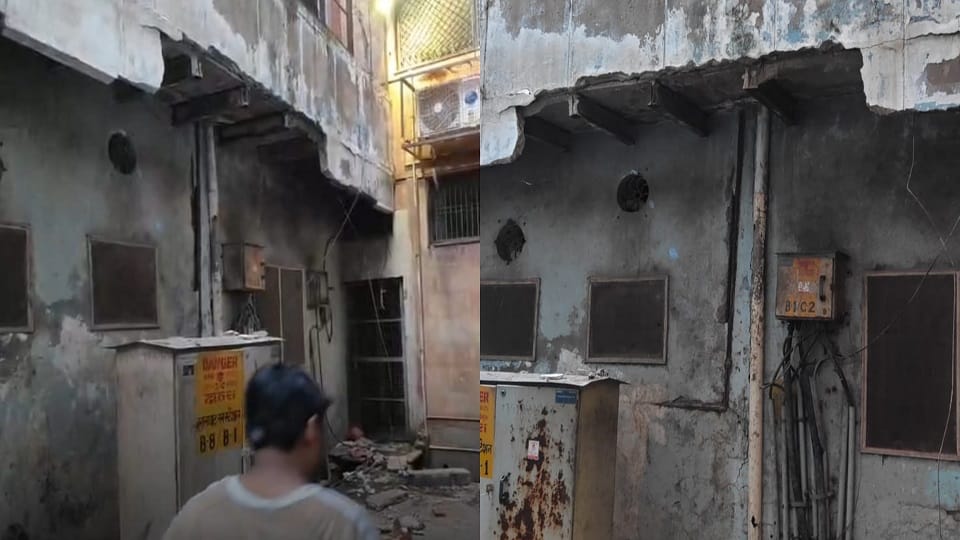 portion of balcony collapsed in lane near Banke Bihari Temple