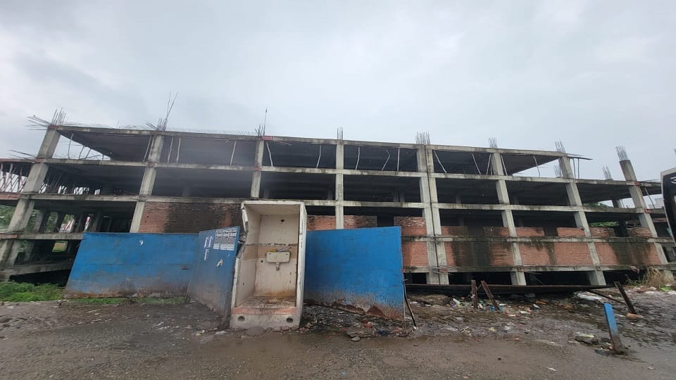 Bus terminal work stopped due to no encroachment