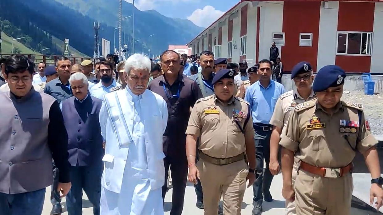 LG Manoj Sinha reviews Amarnath Yatra arrangements, visits pilgrims at Baltal base hospital Baltal