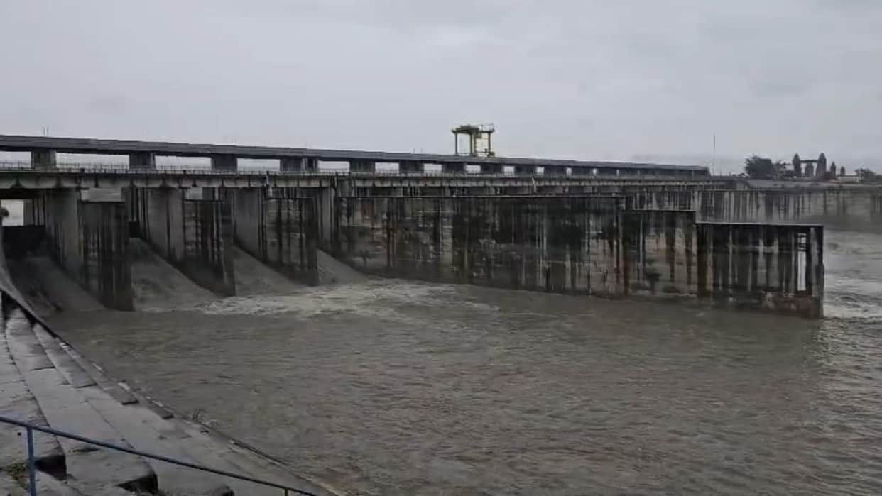 Yamuna River water level rises in Yamunanagar due to rainfall in the hills