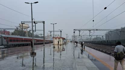Varanasi Cantt Station turn into waterfall amidst rain water drips from platform roof 40 passengers miss train
