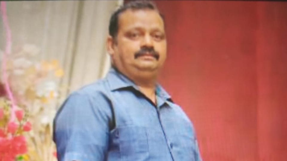 Security guard dies after being shot by his own gun on a roadways bus in Aligarh