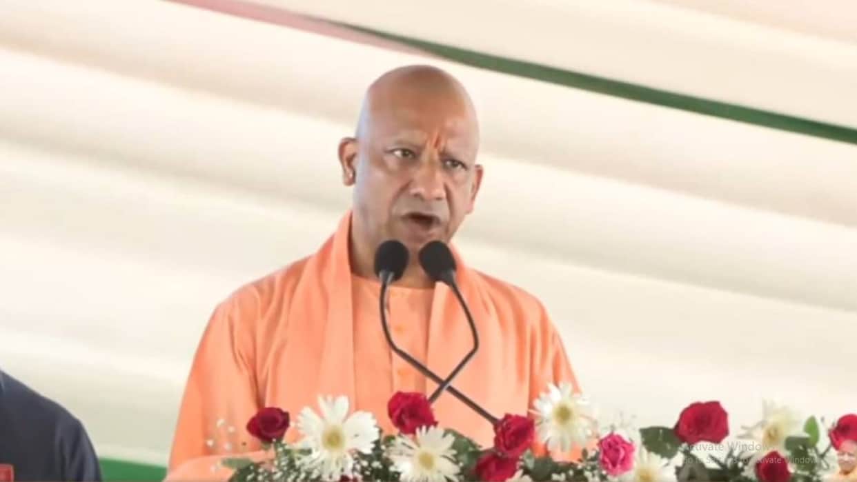 UP: Chapters on Manusmriti and politics opened in Yogi's classroom; BJP's perspective on Gen Z revealed.