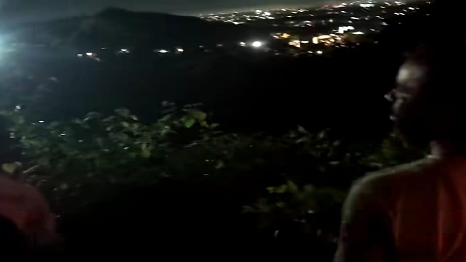 Dehradun: Youth falls into gorge while returning from Mussoorie; SDRF carries out late-night rescue