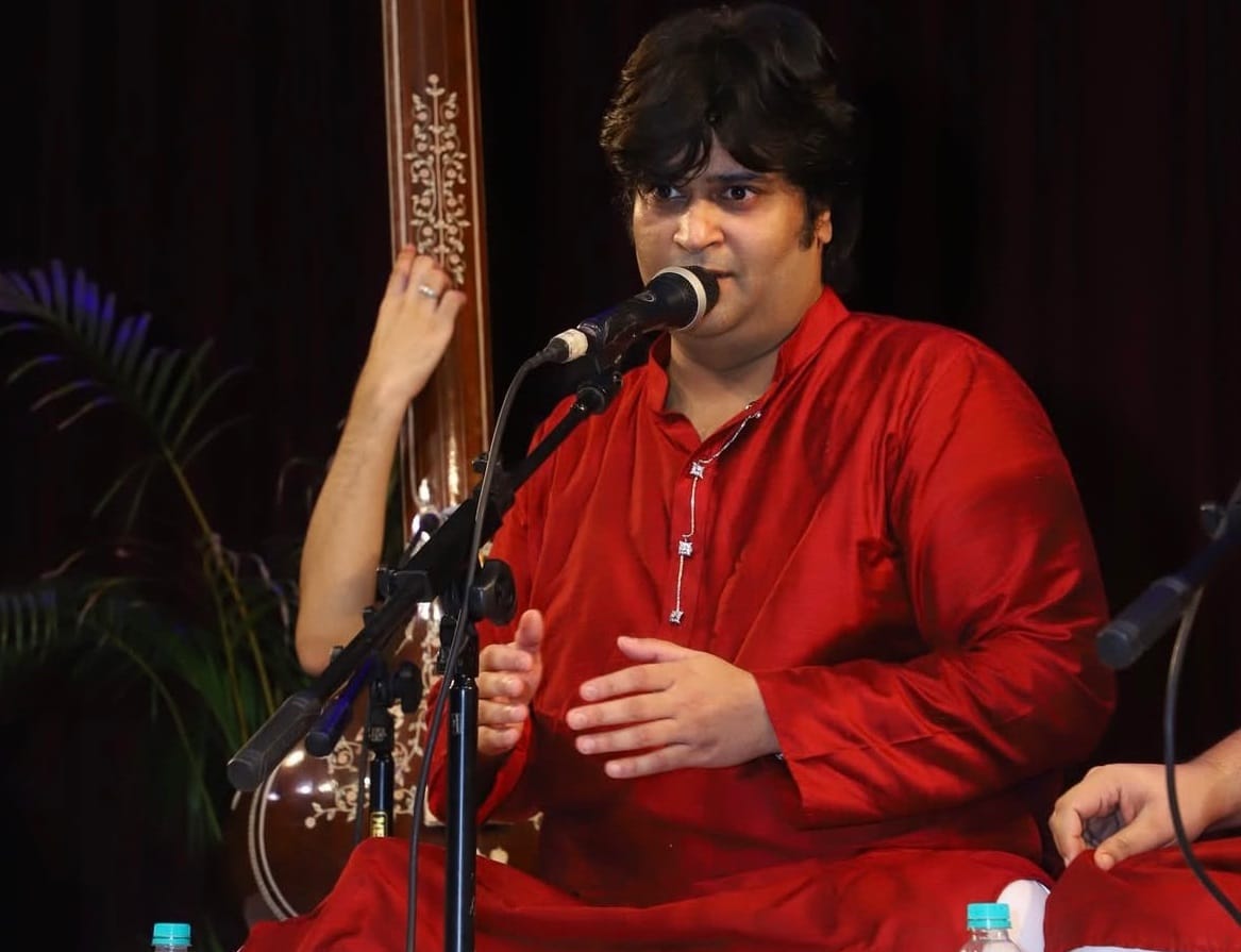 Farid Hasan Khan's singing captivated the audience.