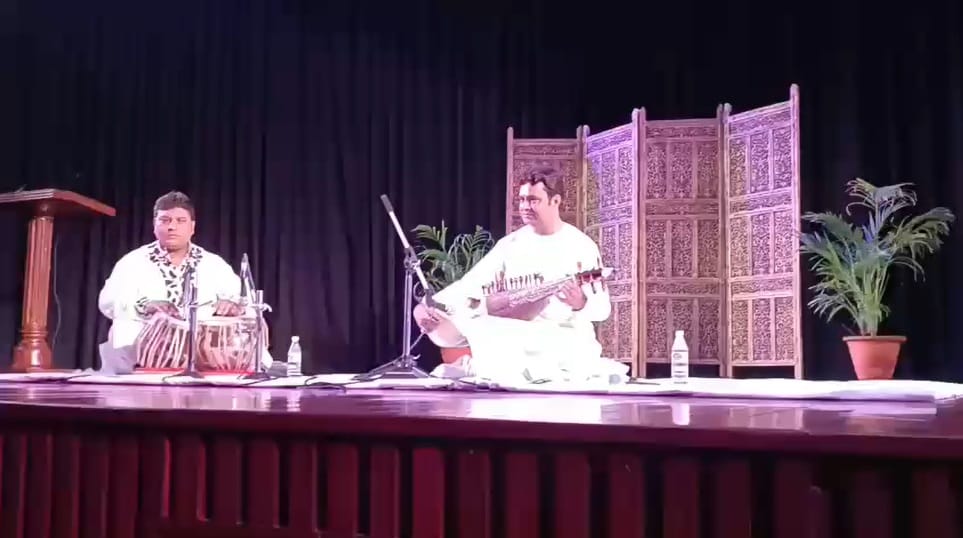 A musical evening adorned with melodies from the strings of the rabab.
