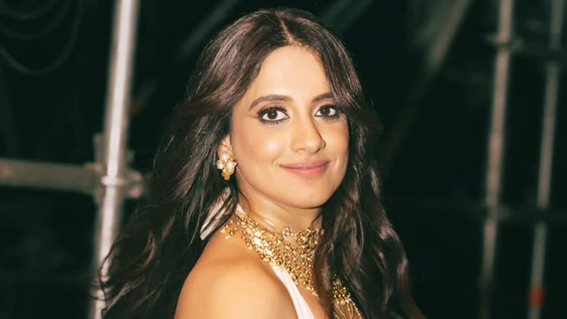 Vishal Dadlani publicly apologises to Jasleen Royal over Coldplay controversy
