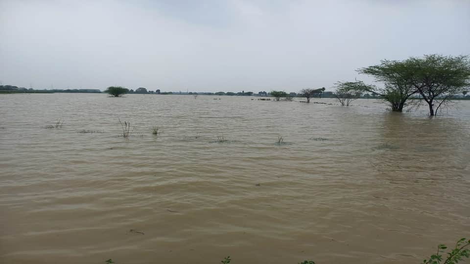 water level in the Ishan River on the Purdilnagar Road increased