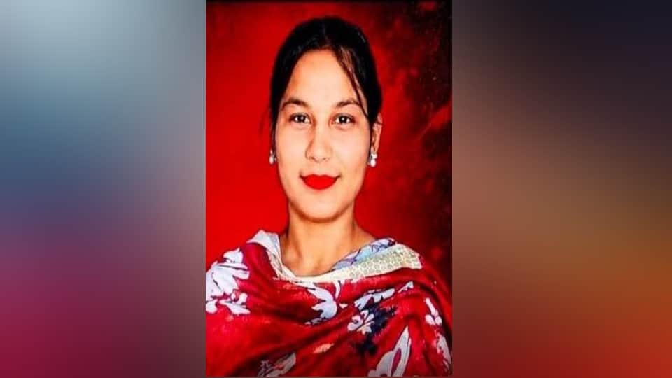 पति ने की पत्नी की हत्या