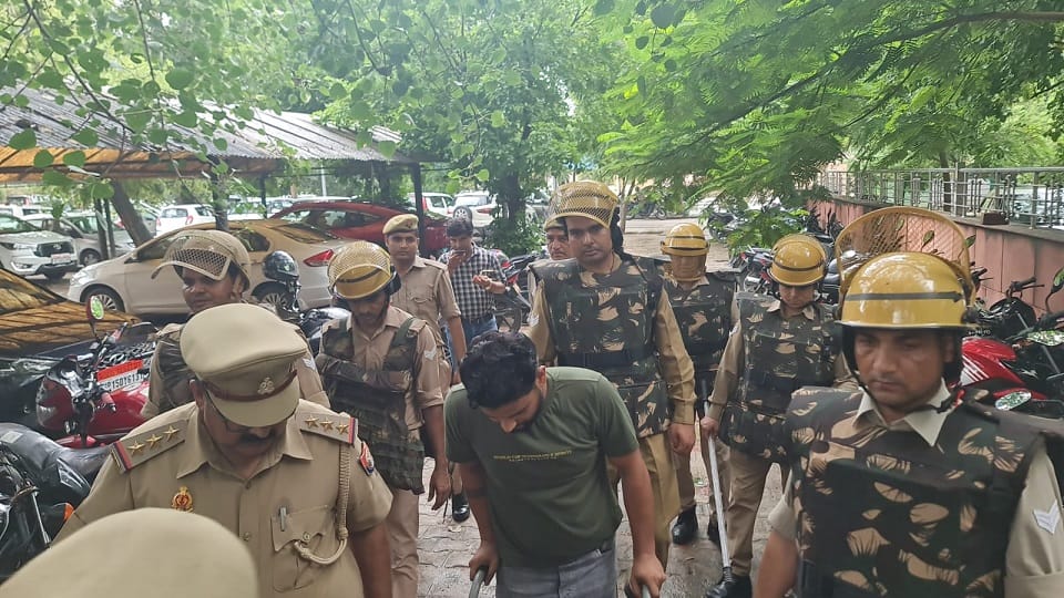Aarav Murder Case: Shikohabad Court Awards Death Sentence to Viraj Alias Jitendra Pathak