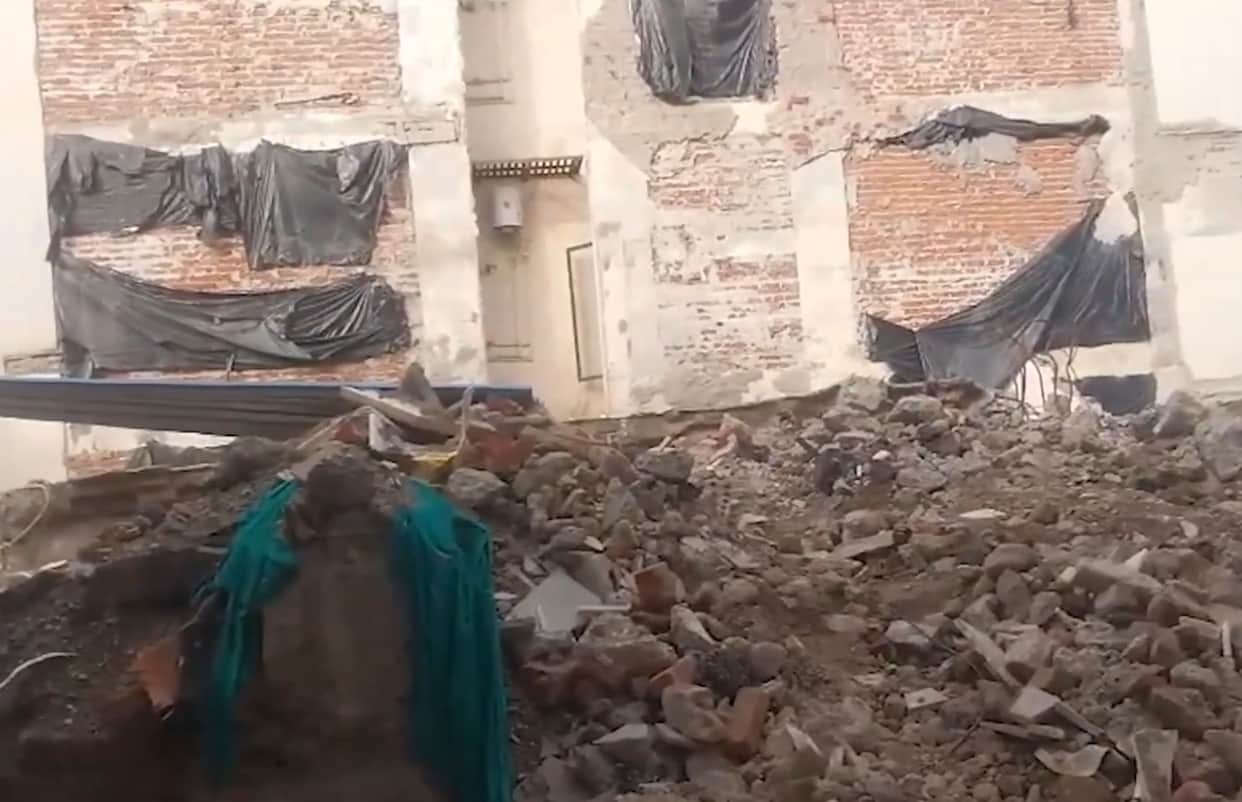 Laborer dies after dilapidated wall collapses in Jasola Vihar