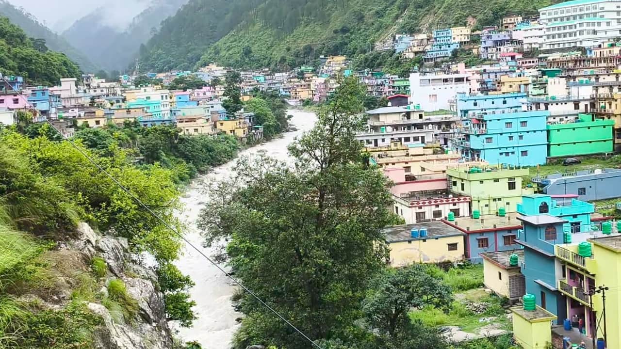 Uttarakhand Rain Nagar Panchayat Ghansali issued notice directing immediate evacuation of unsafe buildings