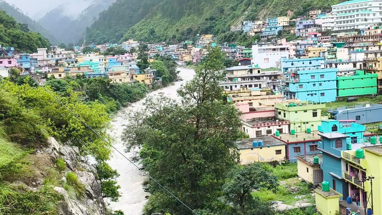 Uttarakhand Rain Nagar Panchayat Ghansali issued notice directing immediate evacuation of unsafe buildings