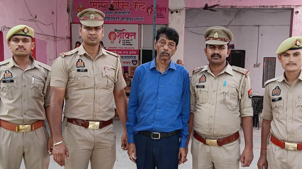 Kanpur: Builder arrested for threatening to kill industrialist Singhania and demanding extortion money