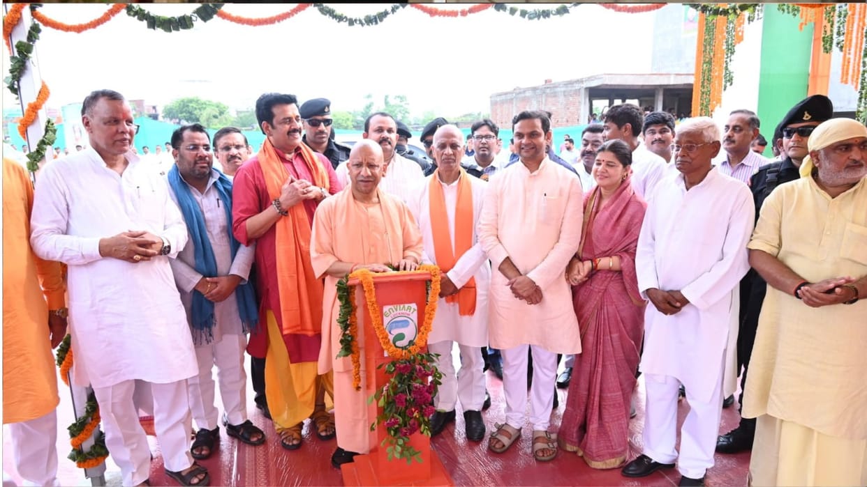 CM Yogi Gorakhpur 758 Crore Projects Launch SP Congress Attack in Gorakhpur