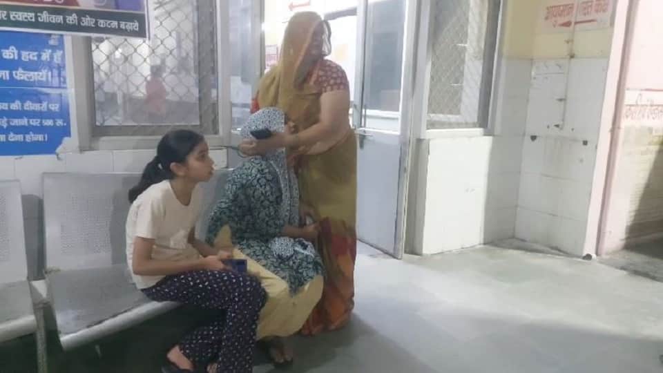 Head Constable dies shot in neck in mathura