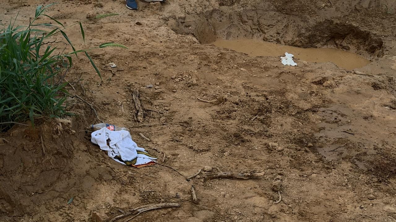 boy murdered by having his throat slit in Khurja dead body found in water filled pit