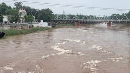 Kurukshetra shahabad flood Several villages cut off and crops submerged due to floods in Kurukshetra