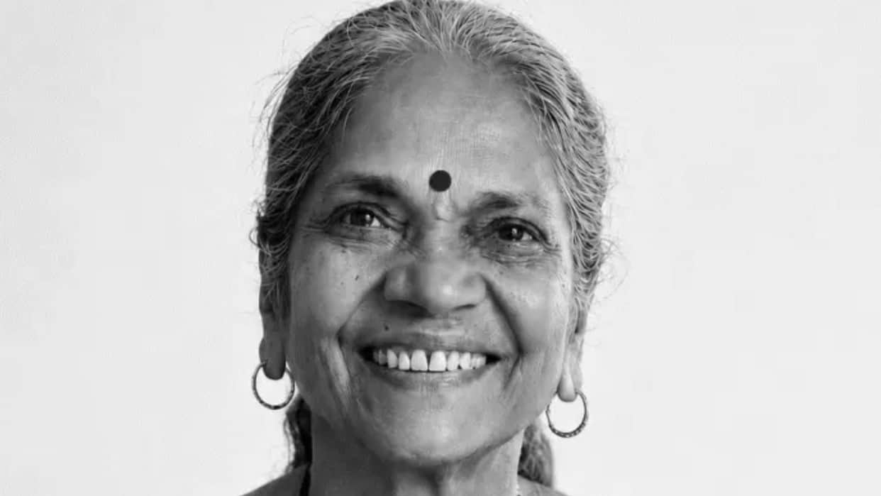 MP News: Last rites of DGP Makwana's mother, Ganga Devi, performed in Ujjain; CM and several other leaders exp