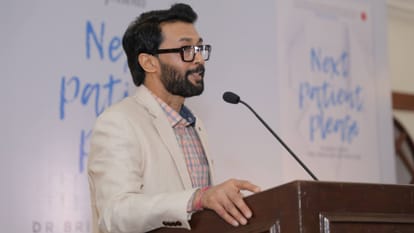 रंग विनायक रंगमंडल के निदेशक डॉ. ब्रजेश्वर सिंह