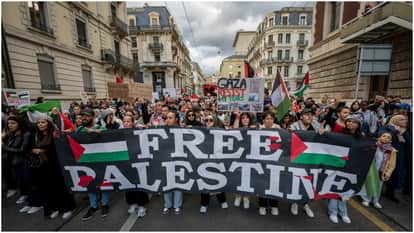 Saif Ali Khan Draw Criticism On Laughing On Free Palestine Netizens Says It Is Not A Laughing Matter