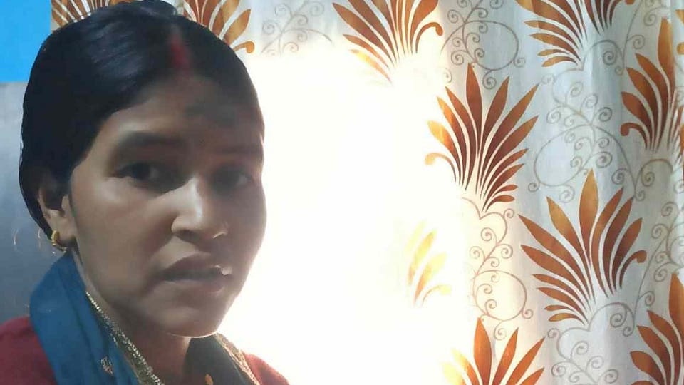 Geeta dies due to lack of road in salt almora