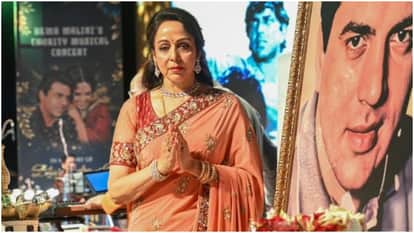Hema Malini Picks Deepika Padukone For Her Biopic Says She Is A Beautiful And Talented Girl
