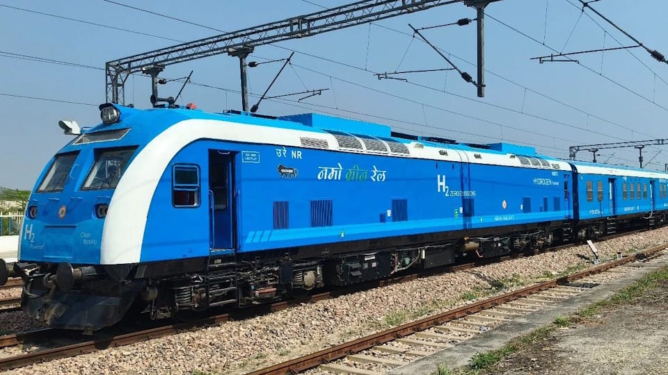 Hydrogen Train Service Weekly Maintenance Scheduled Every Sunday for Enhanced Safety