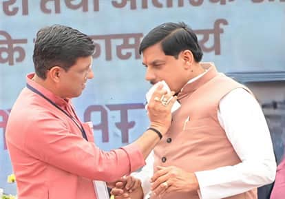 Indore News: Minister Vijayvargiya's jibe signals growing distance from the Mayor; things are no longer what t