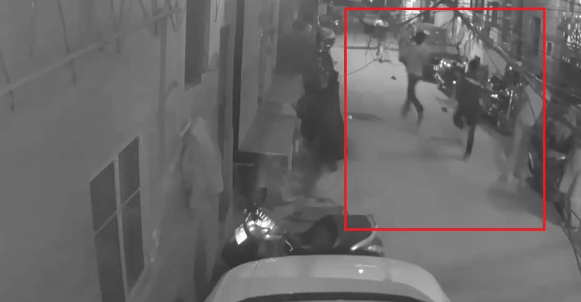 Uproar in Mayur Vihar society half dozen youths engaged in vandalism and assault