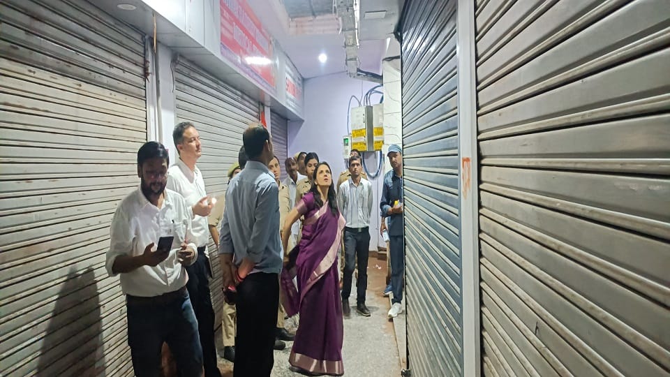 UP: इंसुलिन इंजेक्शन में भी हो रहा ये खेल, औषधि विभाग ने यहां फिर मारा छापा; 14 फर्म संचालकों पर प्राथमिकी FIR Against 14 Medical Firm Operators for Selling Fake and Unlicensed Medicines in Agra