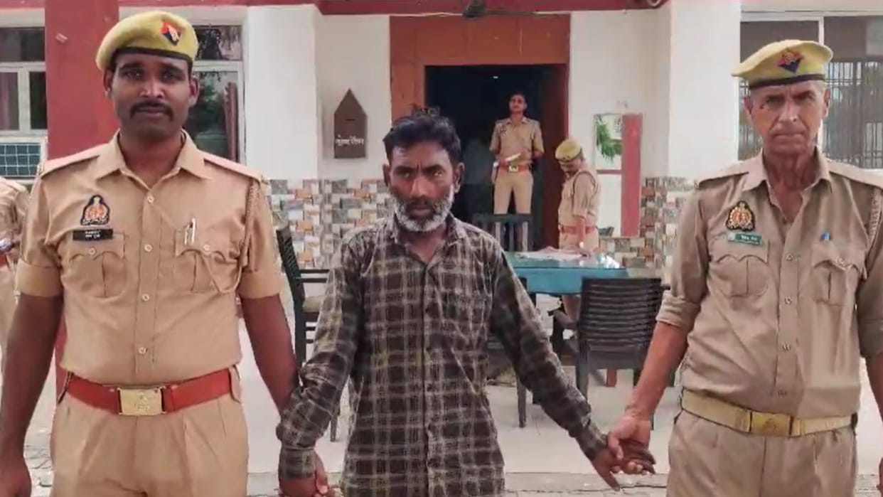 Interstate conman with ₹25,000 reward on his head arrested in azamgarh