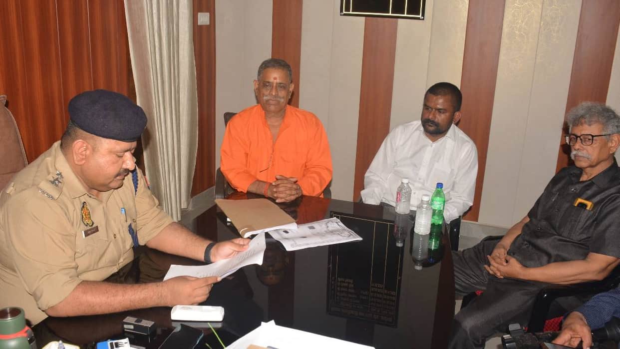 UP: SIT questions former Kar Sevak Santosh Dubey; several prominent names could also come under the investigat
