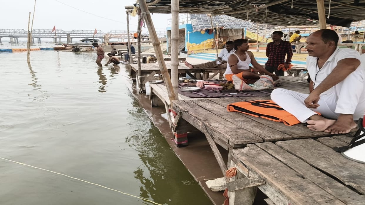 Prayagraj Flood Water levels rising at the Sangam watch onhe advancing waters of the Ganga and Yamuna