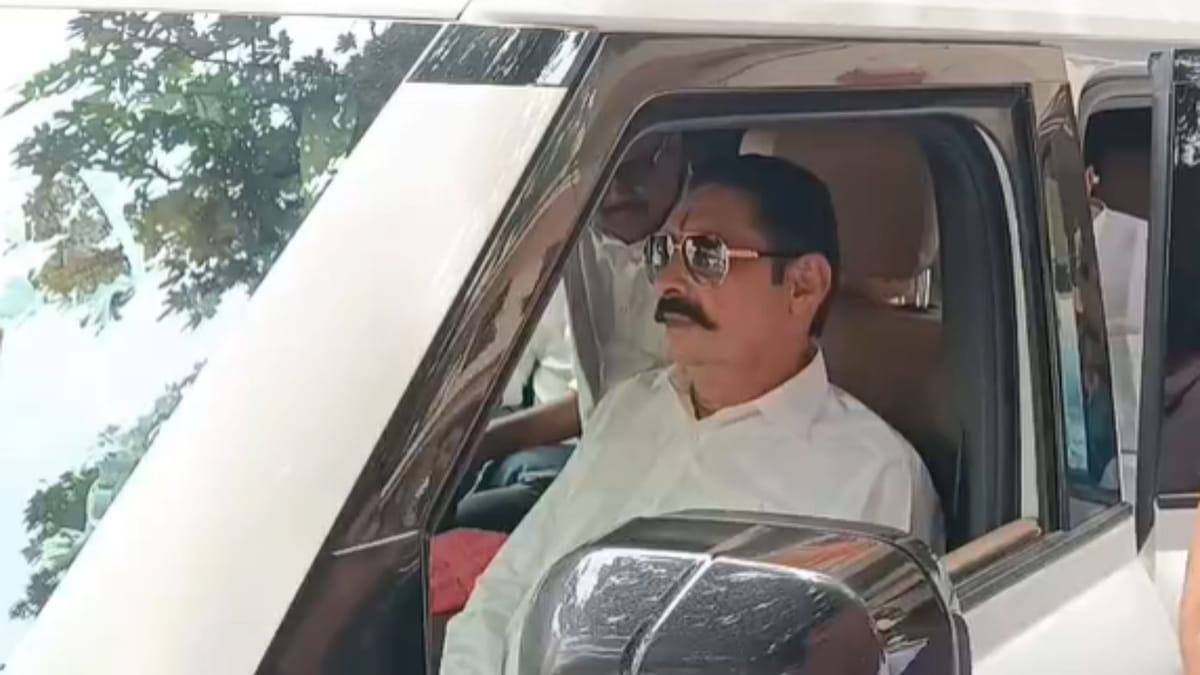Bihar News: गोपालगंज कोर्ट में विधायक अनंत सिंह और अभिनेता गुंजन सिंह का सरेंडर, मिली जमानत