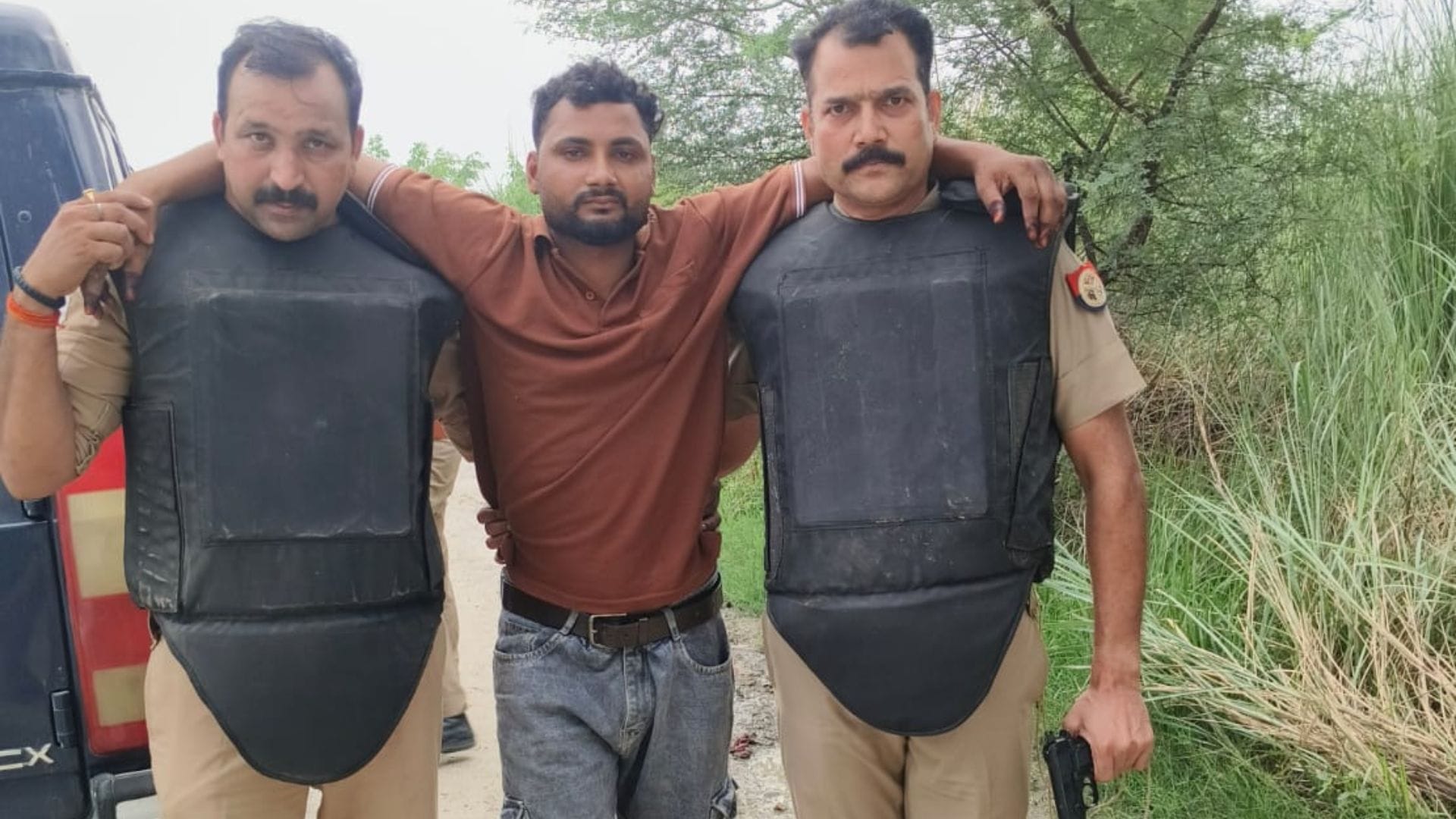 पुलिस के गिरफ्त में आरोपी