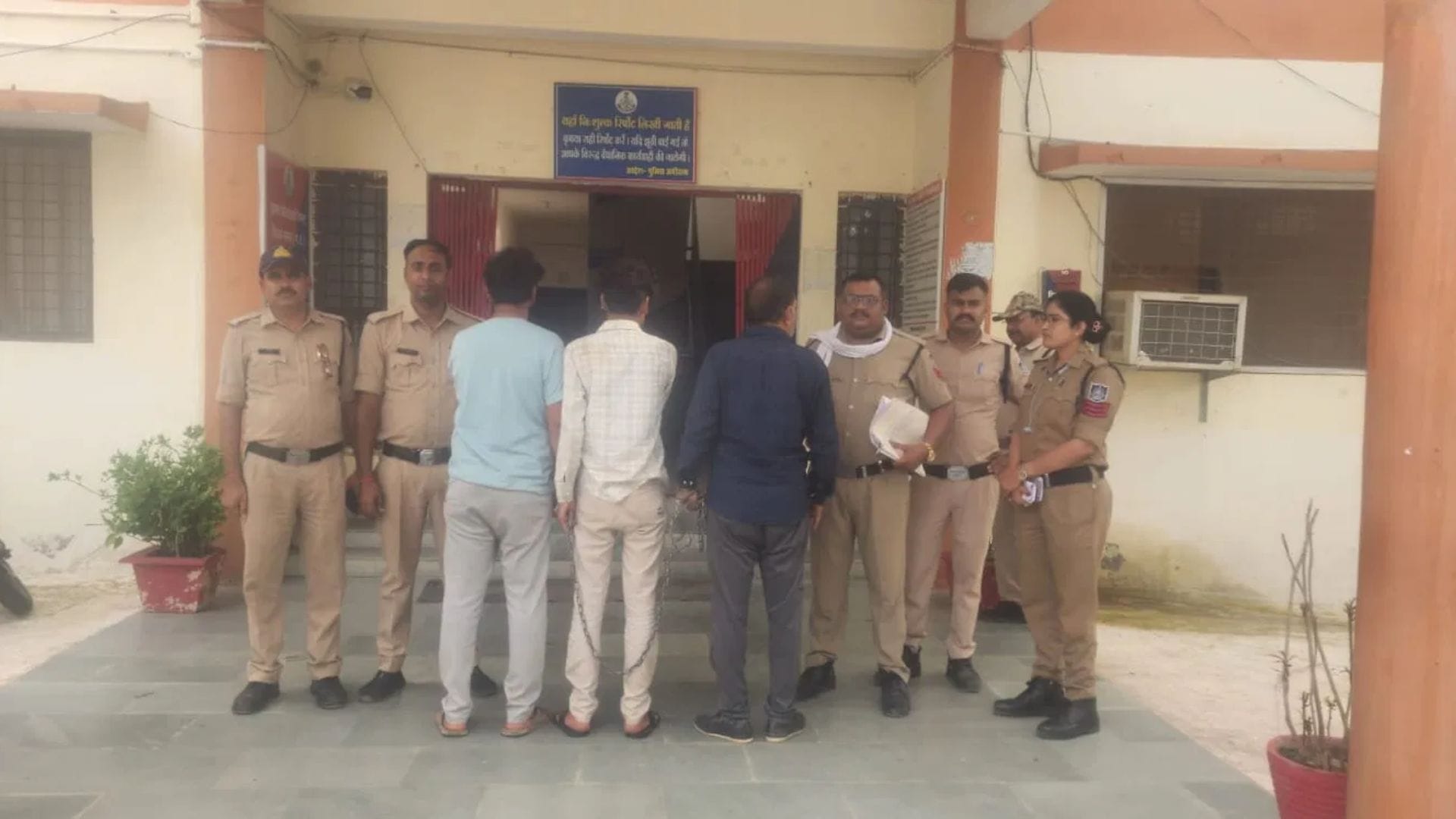 पन्ना में 5 बड़ी चोरियों को अंजाम देने वाले रीवा के शातिर चोर गिरफ्तार