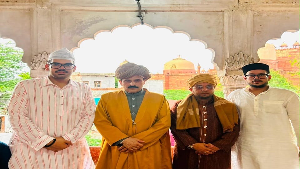 Pirzada Arshad Faridi Appointed 17th Sajjadanashin of Salim Chishti Dargah