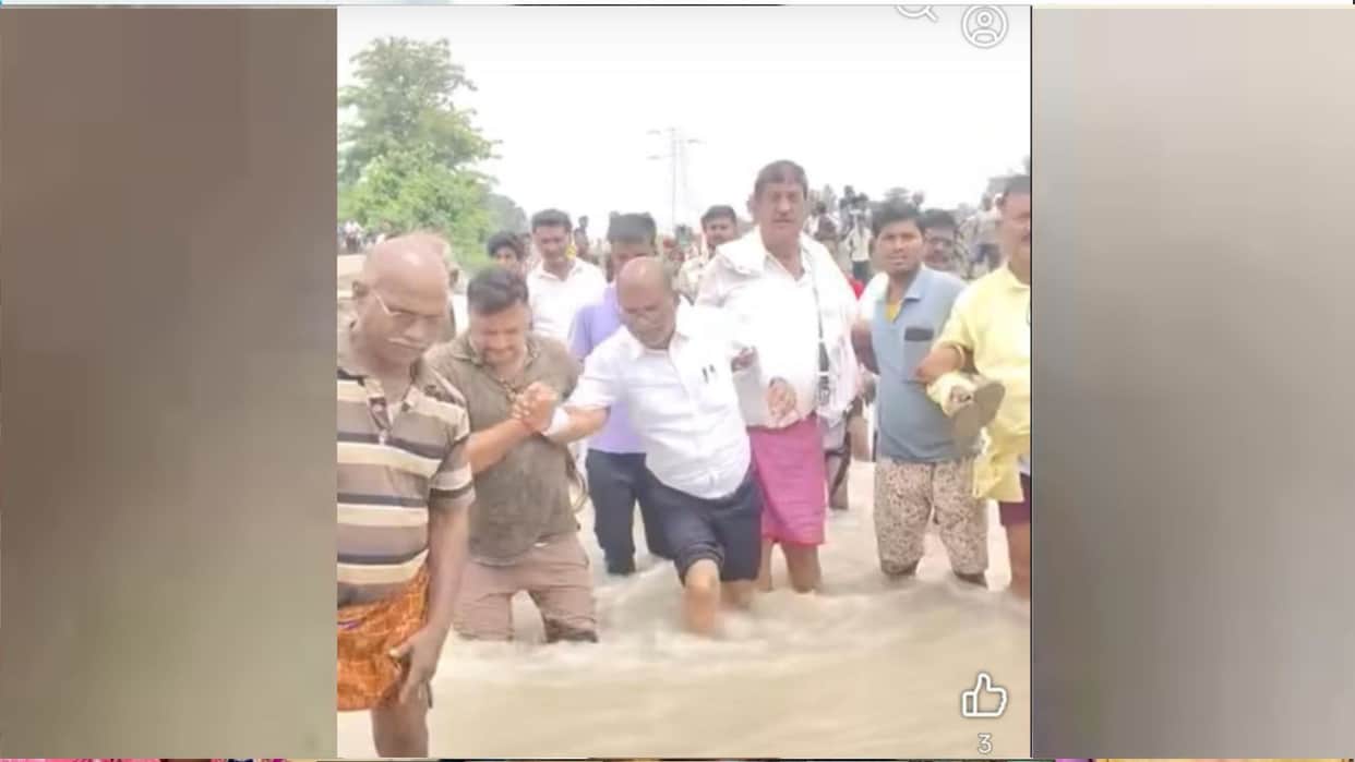 Alternative route for bridge being built at Banki village in Deoria has been submerged by rainwater