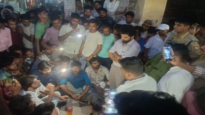 Chaos erupts at the Nadha police post in Budaun with police using batons to disperse the crowd