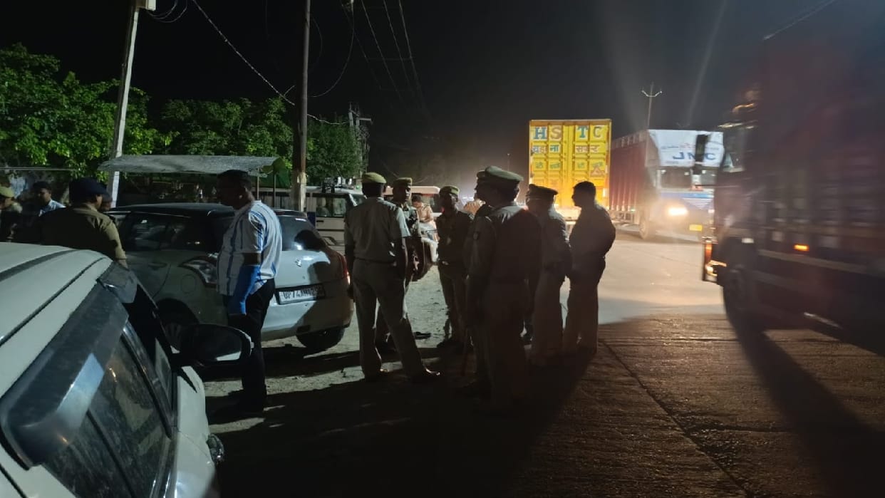 Firing between two parties in a transaction dispute death of two