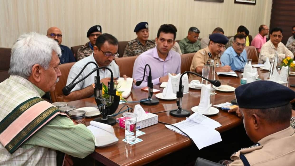 LG Manoj Sinha took stock of the arrangements for the Amarnath Yatra.