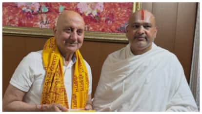 Anupam Kher visited Shri Ram Vallabha Kunj and shared his experience on instagram