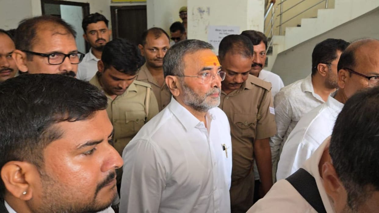 Former MLC Brijesh Singh acquitted CJM Court in ghazipur find out what happened in 1990 arguments were heard