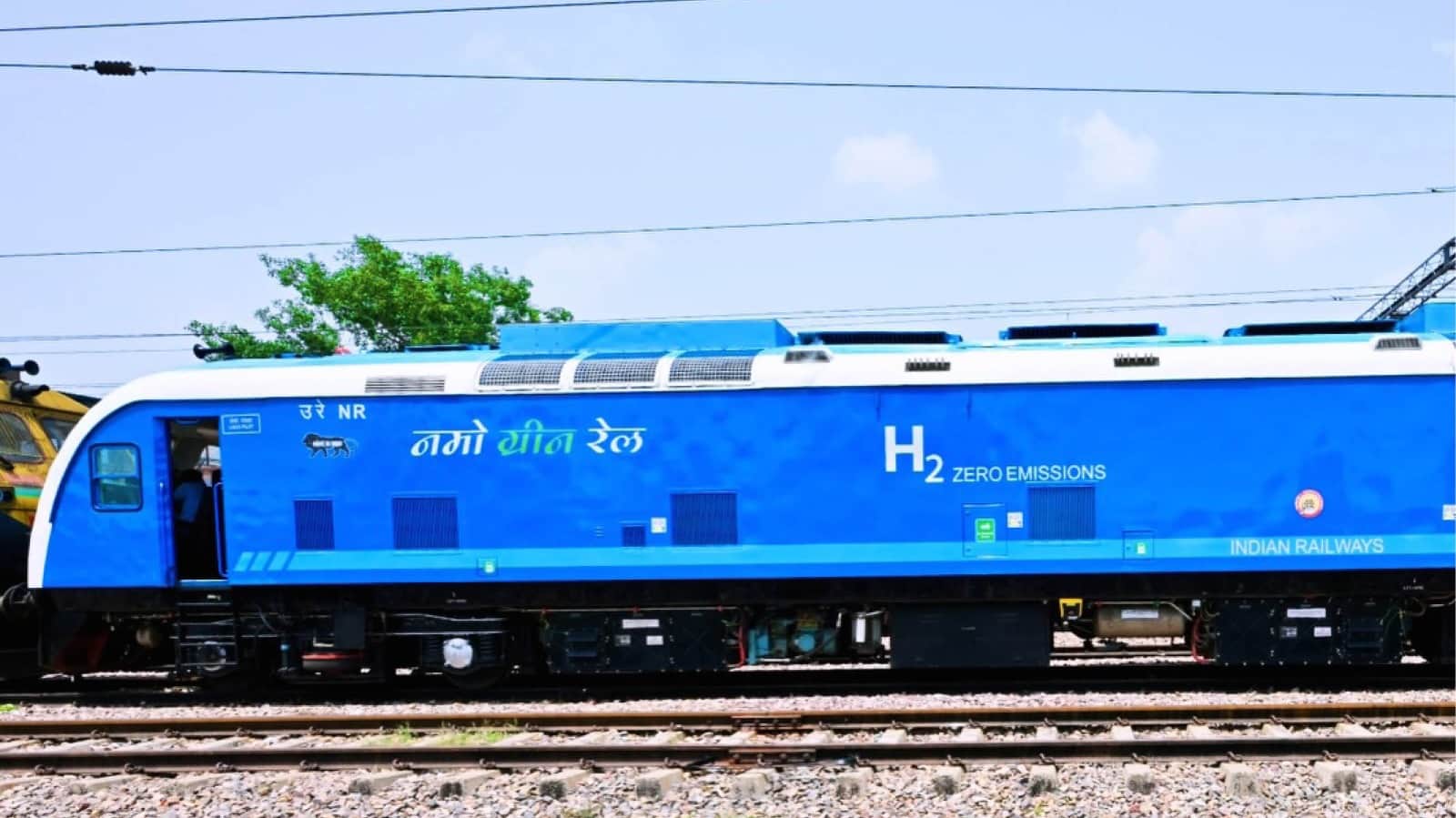 India's First Hudrogen Train Set for launch Check Fare Route and key Facts in Hindi news in Hindi