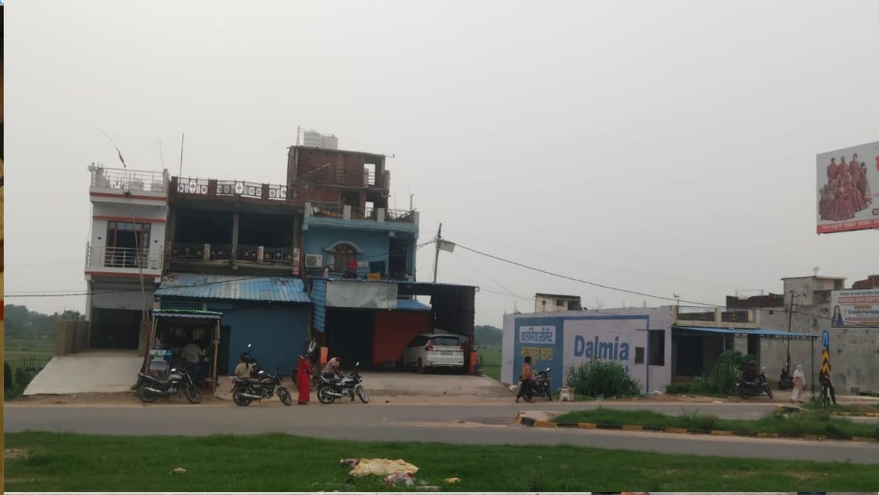 After 15 years, 4 acres of Nazul land in the Kauriram-Bansgaon area have once again under government control.