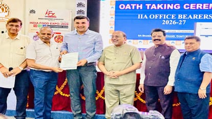 केंद्रीय कार्यकारिणी की बैठक में बरेली चैप्टर को महत्वपूर्ण दायित्वों से सम्मानित हुए पदाधिकारी।