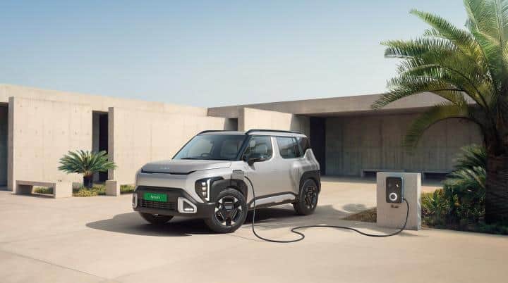 Kia Syros EV Unveiled with Up to 526 km Range; Pre-Bookings Open at ₹25,000