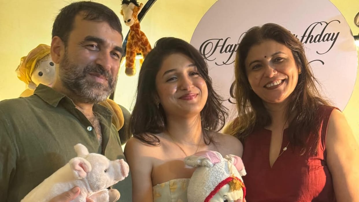 Pankaj Tripathi Wife Mridula Tripathi Share Emotional Post On Daughter Birthday